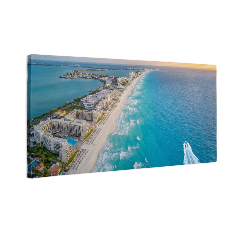 Wybrzeże Cancun w słońcu