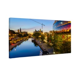 Kanał w mieście Ottawa