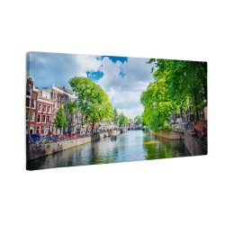 Kanał w Amsterdamie