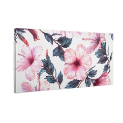 Różowe kwiaty hibiskusa
